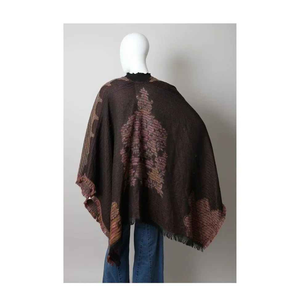 2FOR$30 - NWT Floral Medallion Paisley Blanket Scarf / Ruana / Wrap with Fringe - Picture 4 of 6